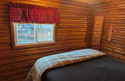 Catalina - Cute and Comfy with AC & Kayaks! - Photo 27