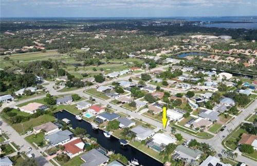 Renovated Modern Home with Big Pool & Ocean Access - Foto 29