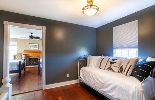 Peaceful Farm House - Quiet and Relaxing Getaway! - Foto 25