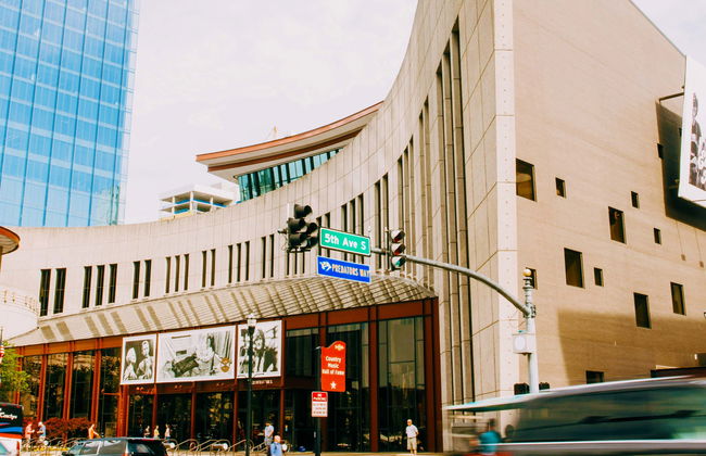 Country Music Hall of Fame & Museum Tickets - Photo 1