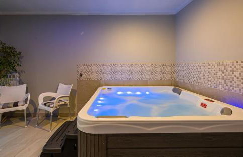 Serene Summer Oasis - Pool, Jacuzzi, Sauna, Sea View - Lara - Foto 19