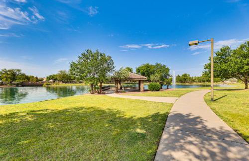 Quiet Casa Grande House Next to Villago Park! - Foto 22