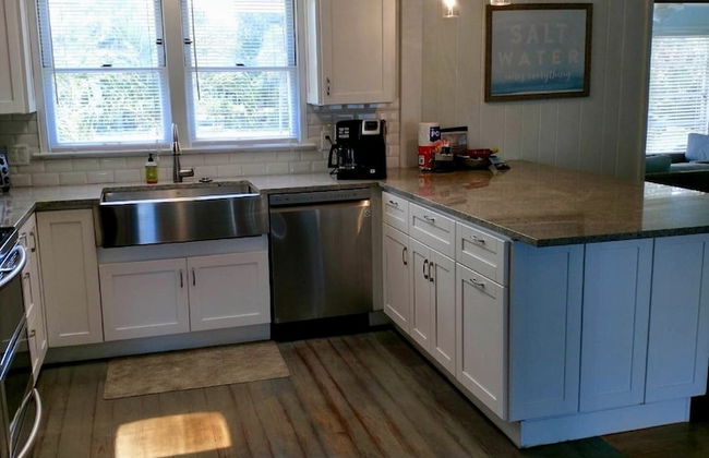 Rad's Cozy Cottage on Canal - Foto 9