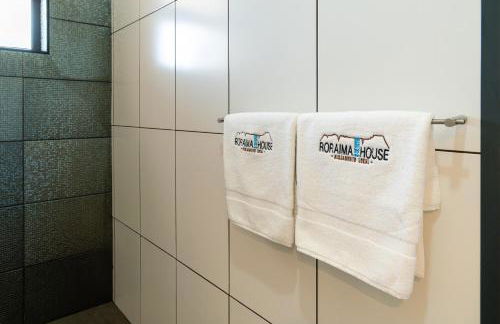 Roraima House - Private Pool & Garden - Photo 33