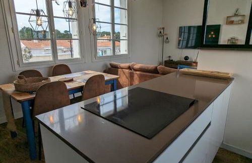 Family cocoon by the sea - Photo 8