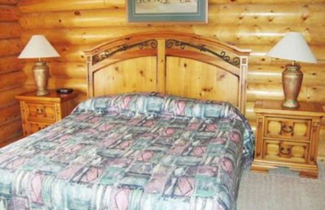 Cabin Share Phase 1 - Photo 3