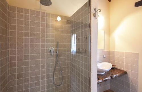 Villa in Umbria With Saltwater Pool - Photo 50