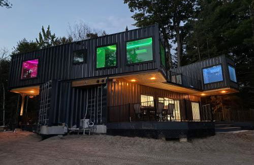 Unique 3-bed Lakefront Container Home - Foto 3