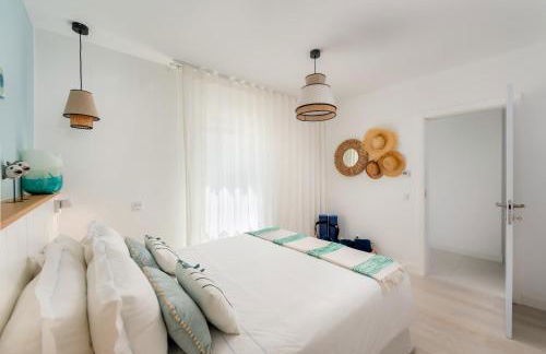 Charming Villa with Pool & Scenic Garden - Foto 30