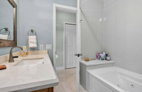 Harbor Haven Home for 7 - Foto 41