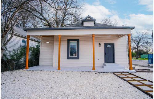 Magnificent 4BR Near Famous Riverwalk and Downtown - Foto 4