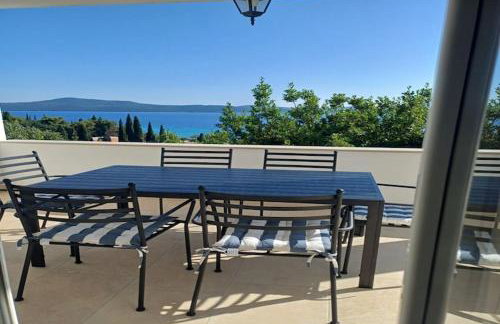 Two Bedroom Apartment with Sea View - Foto 26