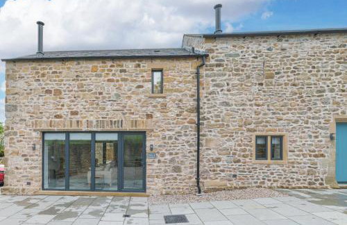 No 1 The Coach House - Photo 1