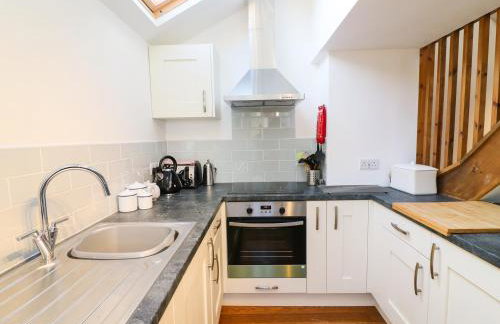 Linden Cottage - Photo 8