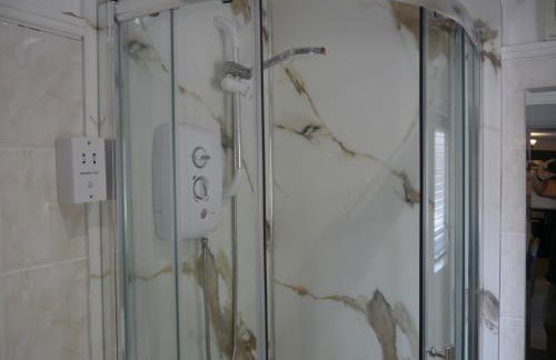 The Shakespeare Lodge - Sleeps up to 12 - 2 HOT TUBS - Foto 21