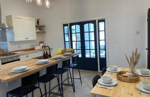 Sea Glass Cottage - Hotel style 3 bed optional hot tub - Foto 23