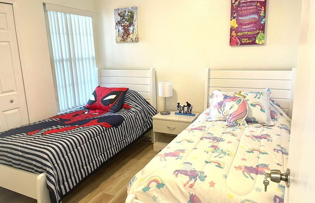 Three Bedroom Apartment #5 -- 5003 LBC -- Vusa Three Bedroom Condo Apartment - Foto 11