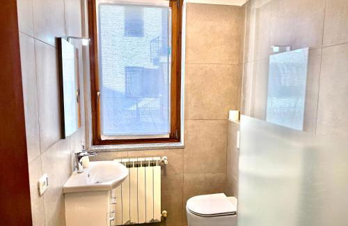 Airport House 2' from MXP, 15' public shuttle free self-check-in - Foto 14