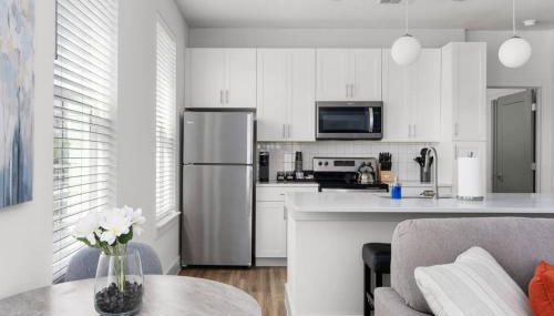 Luxury Stay 1B 1B w Gym, Pool, Shops Nearby - Foto 2, stove