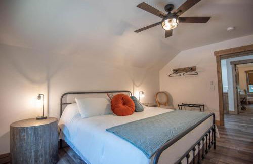 Tucked away in the woods - minutes to the New River - Acreage to explore! - Foto 30