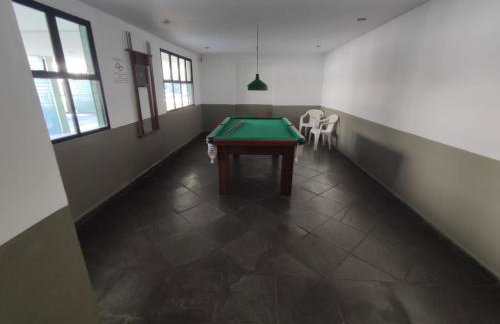 1 dormitório piscina salões de jogos em ótima localização - Foto 20