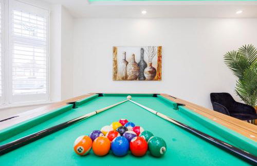 5 Bedroom House , Free Parking , Pool Table , Arcade Machine , Garden , Sleeps 9 , Offers , Ideal For Contractors , Families , Long Term Stays - Foto 57