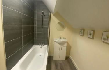 Hodge Bower Holidays - Ironbridge, Squires - Foto 20