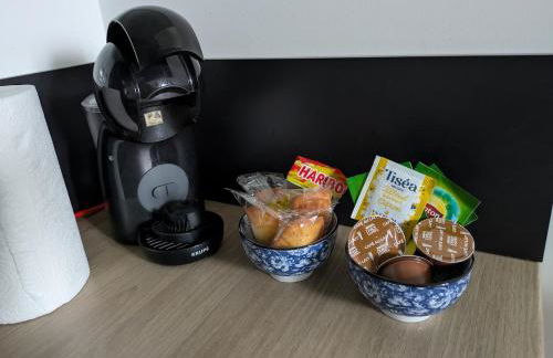 ROSE - Appartement entier tout confort et moderne Hyper centre d'ERNÉE - Foto 3