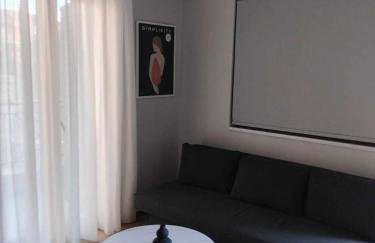 Simple, Calm and Luxurious - Photo 2