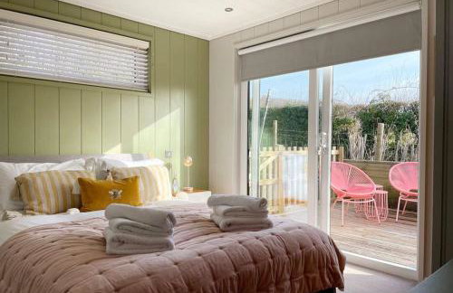 The Sleights, Strawberryfield Park - Hot Tub - Free WiFi & Parking - Pets Allowed 2 - Photo 13