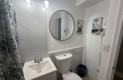 Modern cozy home with private patio - Sleeps 6 - Foto 9