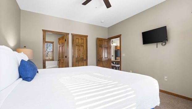Serenity Oaks Stay for 16! - Foto 5, Habitación