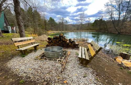 Whispering Waters, Hocking Hills, Hot Tub, Pond - Photo 23