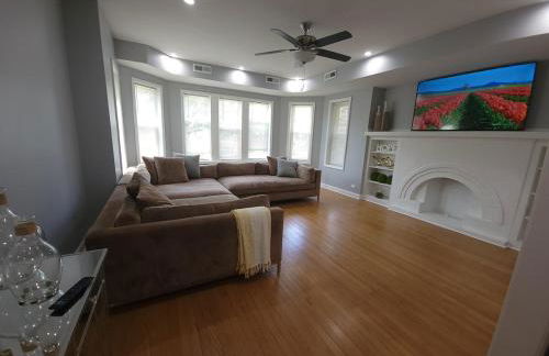 Beautiful Big 3 bedroom Quiet Apt near downtown - Foto 15