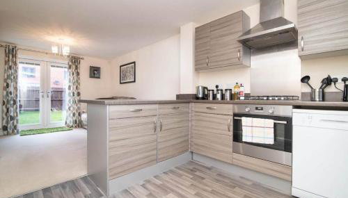 Quiet Two Bedroom House Driveway Parking & Garden - Foto 4