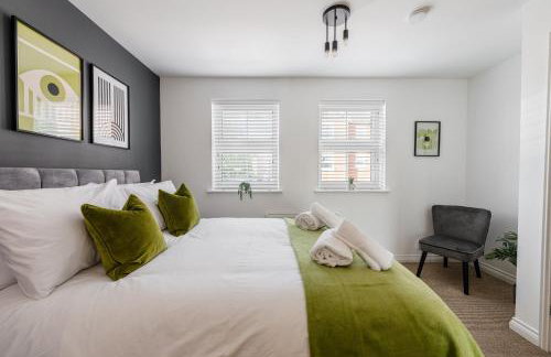 Caboose Stays - Bury St Edmunds - Modern 4 Bed townhouse close to centre and major transport links - Fast Wifi - Parking - Business and Contractors - Foto 6