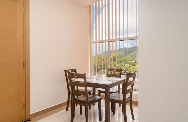 Royale Suites by Arc Royale Luxury Apts - Photo 12