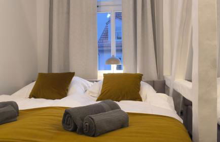 ARYVE Design-Boutique Apartment am Markt von Waltershausen im Thüringer Wald - Design-Interieur, Netflix, WLAN - Foto 26