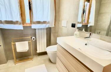 Casa degli Albicocchi - near Venice - whole house with garden and free Prkg - Foto 23