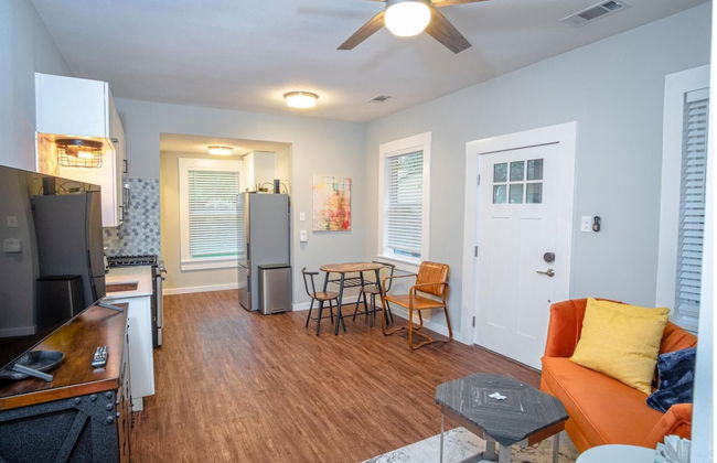 Remodeled Modern 1BR 1BA Apt Near Downtown 5min Pearl - Foto 12