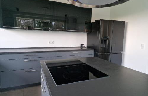 Modern dream house with private spa and gym - Foto 45