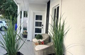 Beautiful House 7 min from Miami Airport w FREE parking - Photo 72