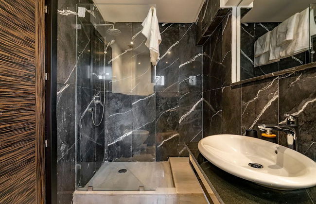 Luxe town - Photo 19