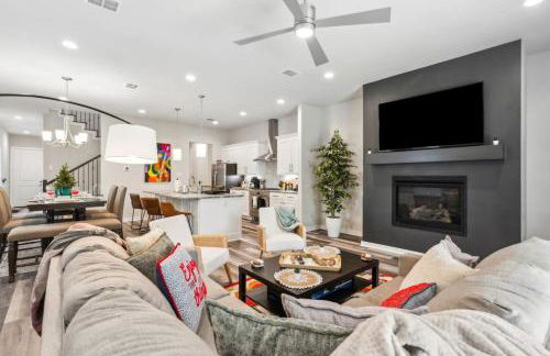 Joyous 3BD House in the heart of Fort Worth - Photo 3