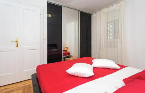 Gorgeous Home In Sinj - Foto 32