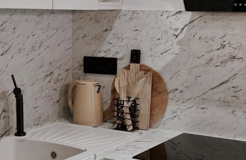 Dawn & Dusk - Modern Two Bedroom Apartment with Mountain Views - Photo 19