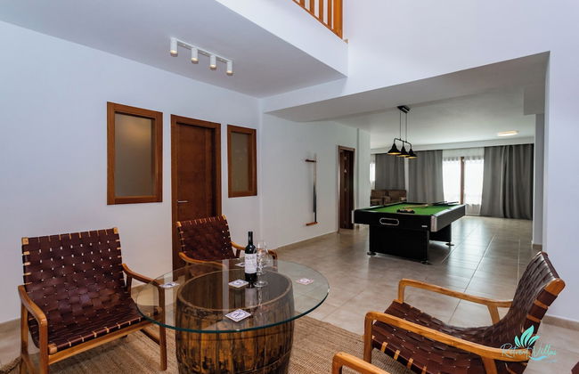 4 Bed Villa - Heated Pool, Pool Table, Bbq, Patio - Photo 35