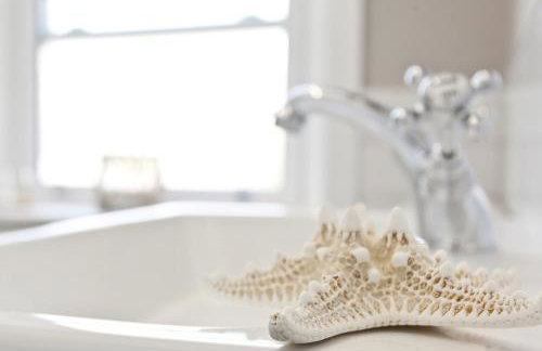 COASTGUARD COTTAGES by BOURNECOAST - A Charming Victorian Holiday Home with SEA VIEWS, HOT TUB and Garden - HB6098 - Foto 25