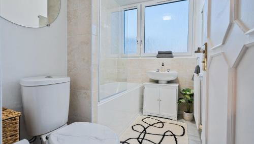 Central London Base 3BR Sleeps 8 Family Friendly - Foto 4