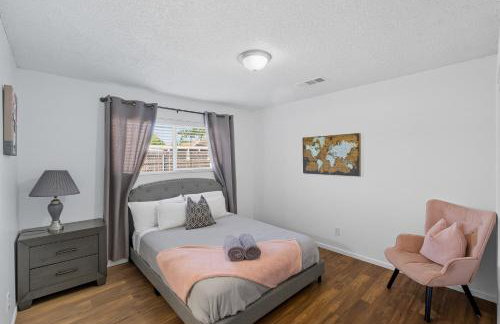 The Cozy Rustic Sequoia Wi-Fi & 2 Garage - Foto 2